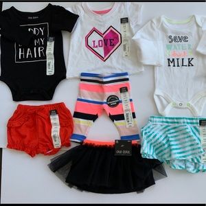 Hey newborn clothes new with tags 7 items